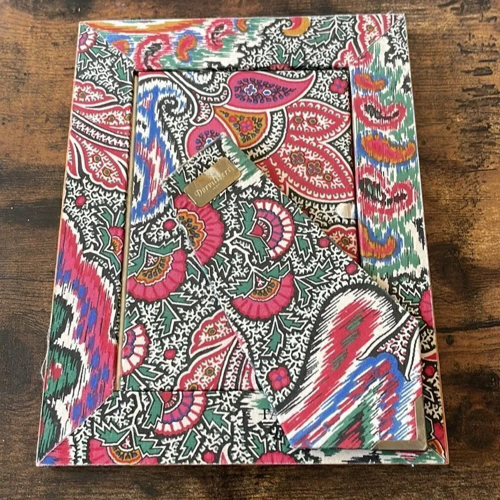 VNT Dorvillies Paris  Glazed  Wood  Paisley Photo Frame